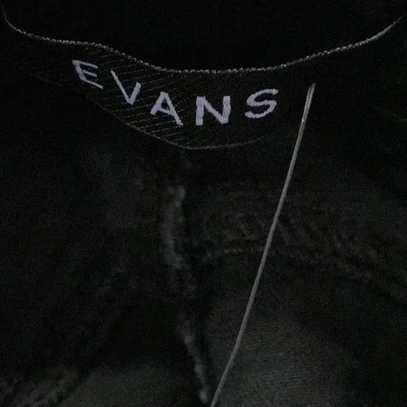 Evan’s denim bootcut short black jean pants - Picture 7 of 11
